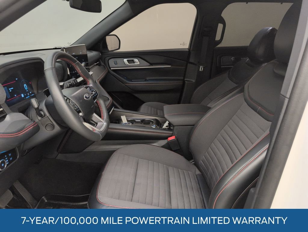 Certified 2025 Ford Explorer ST-Line w/ Premium Package image 4