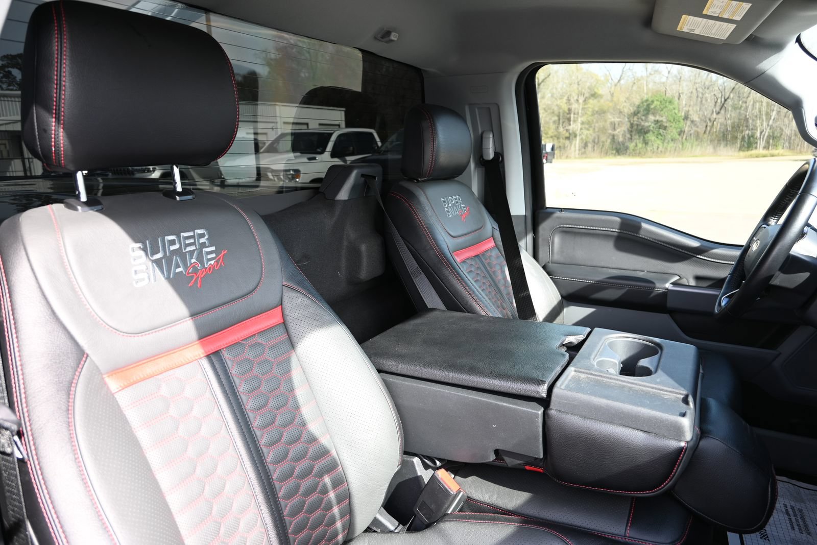 Used 2022 Ford F150 XLT w/ Equipment Group 301A Mid AWD/4WD image 15