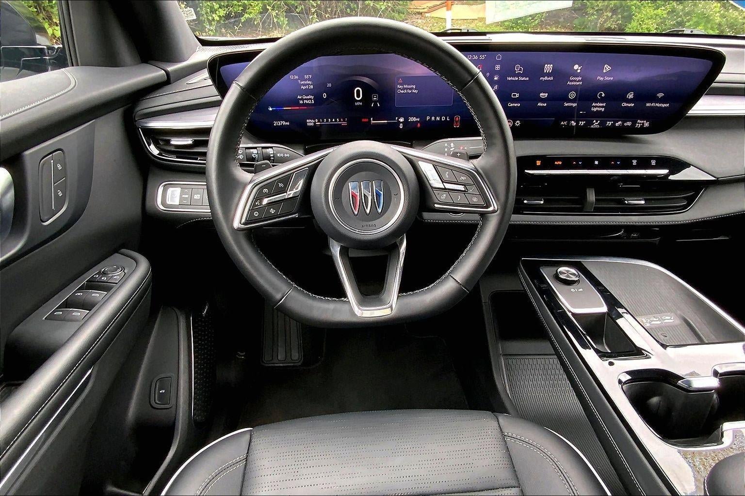 Used 2025 Buick Enclave Sport Touring FWD image 5