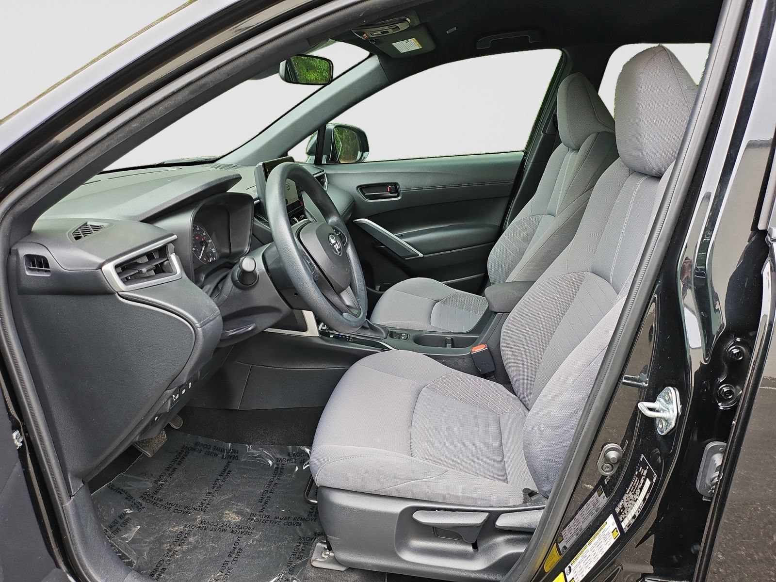 Used 2023 Toyota Corolla Cross AWD Hybrid image 22