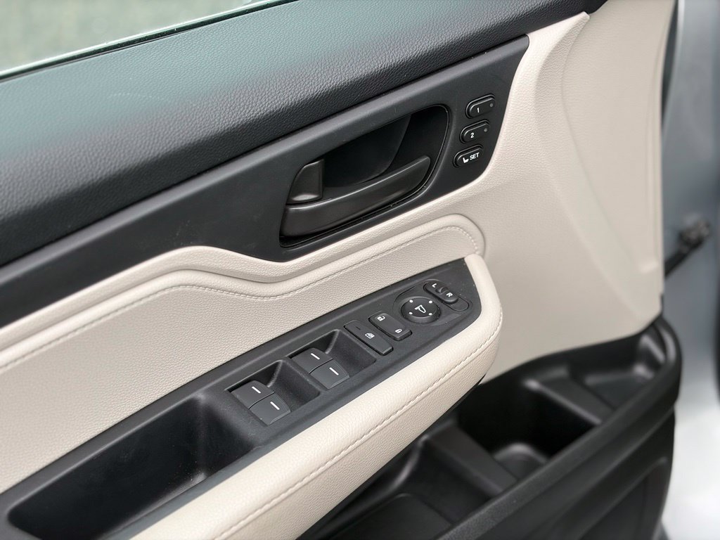 Used 2025 Honda Odyssey EX-L image 22