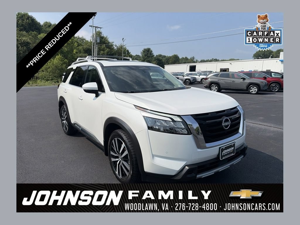 Used 2025 Nissan Pathfinder Platinum w/ Cargo Package