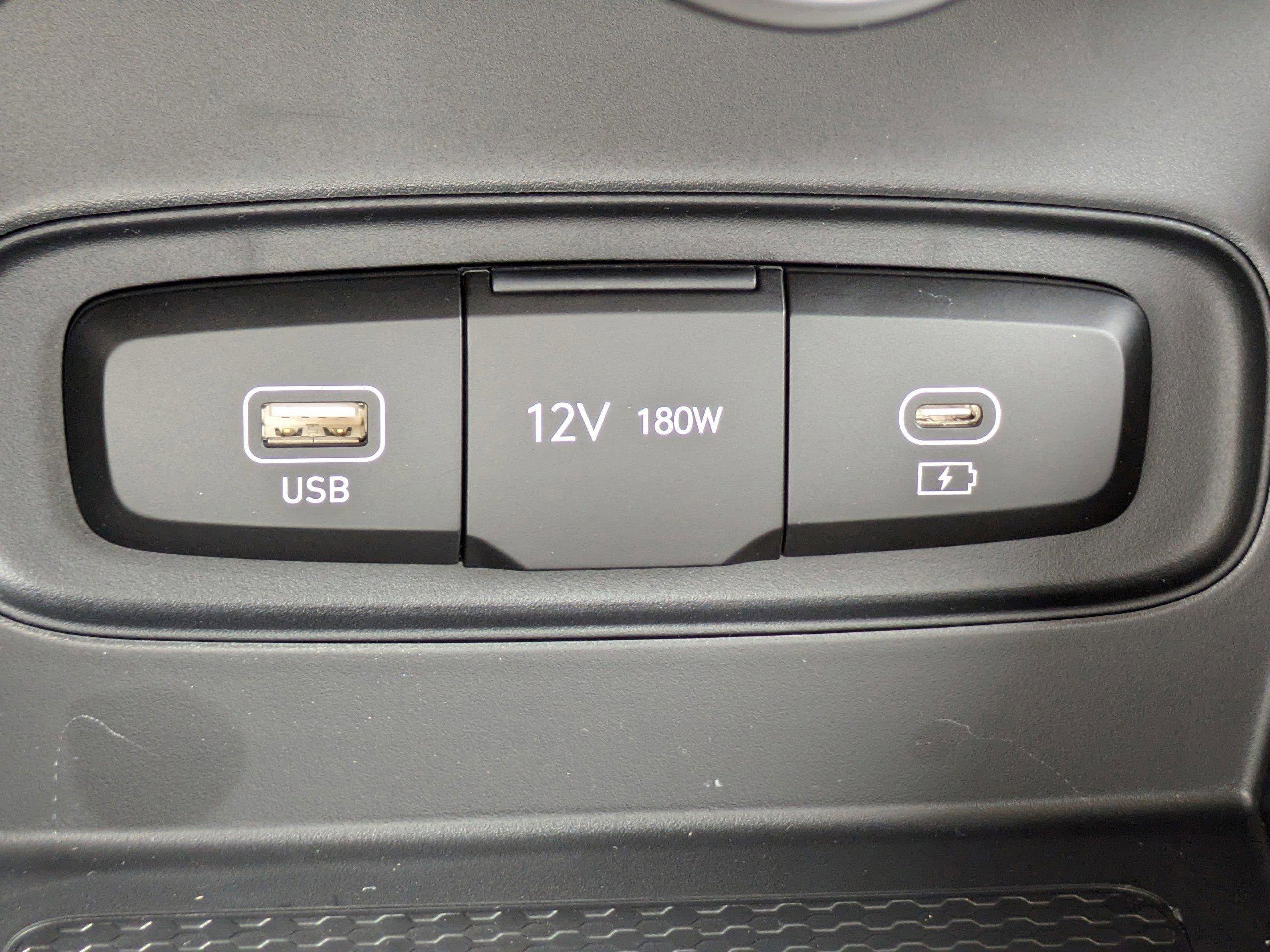 New 2026 Hyundai Venue SE image 25