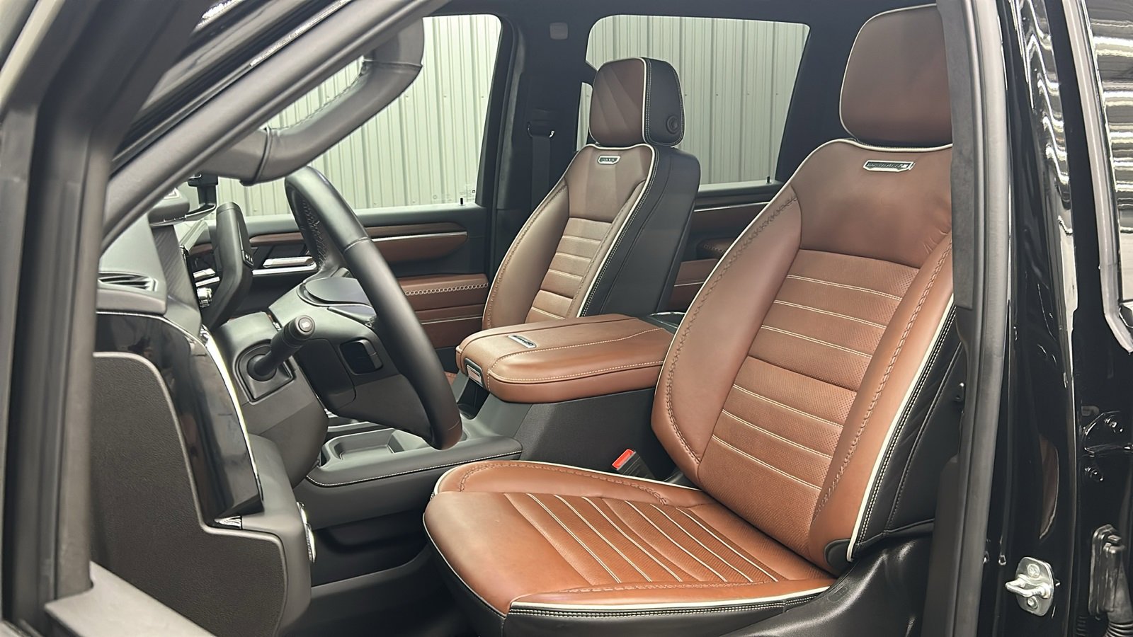 Used 2025 GMC Sierra 3500 Denali Ultimate image 34