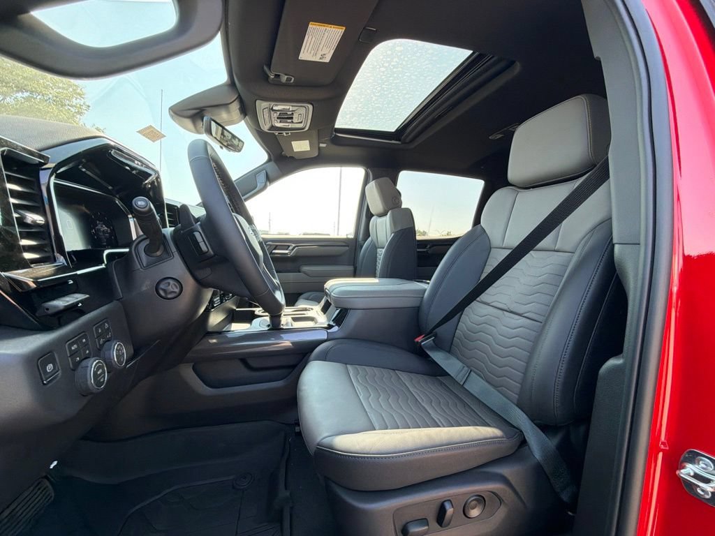 New 2026 Chevrolet Silverado 1500 ZR2 w/ Dark Appearance Package AWD/4WD image 25