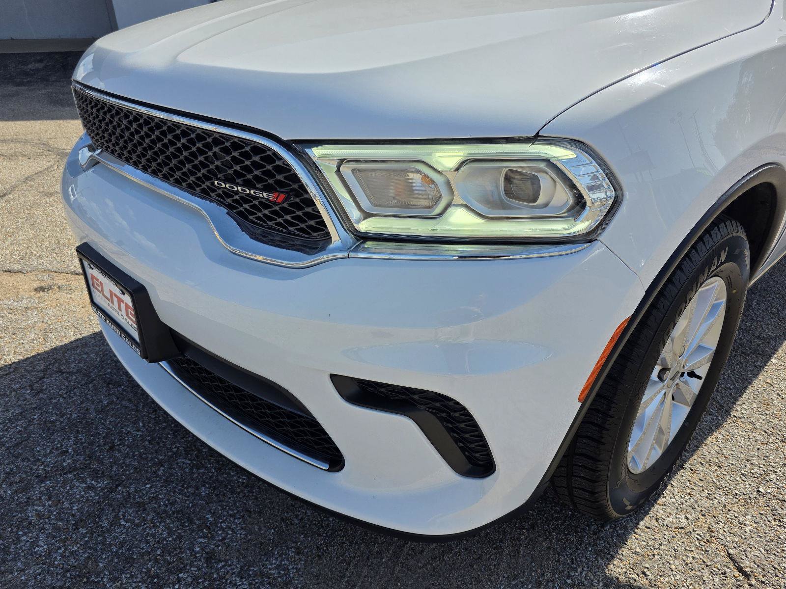 Used 2023 Dodge Durango SXT RWD image 35