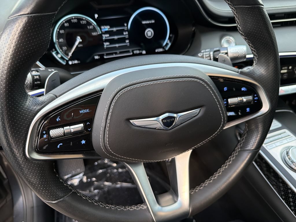 Used 2022 Genesis GV70 3.5T Sport w/ Sport Prestige Package AWD/4WD image 22
