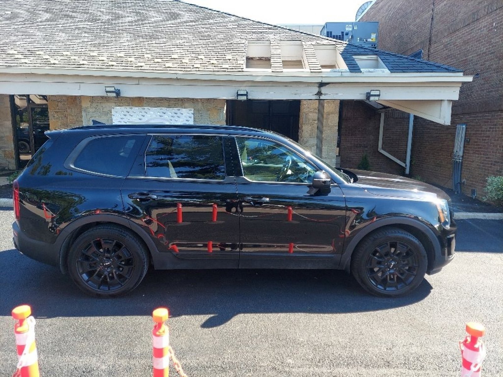 Used 2022 Kia Telluride EX w/ EX Premium Package AWD/4WD image 6