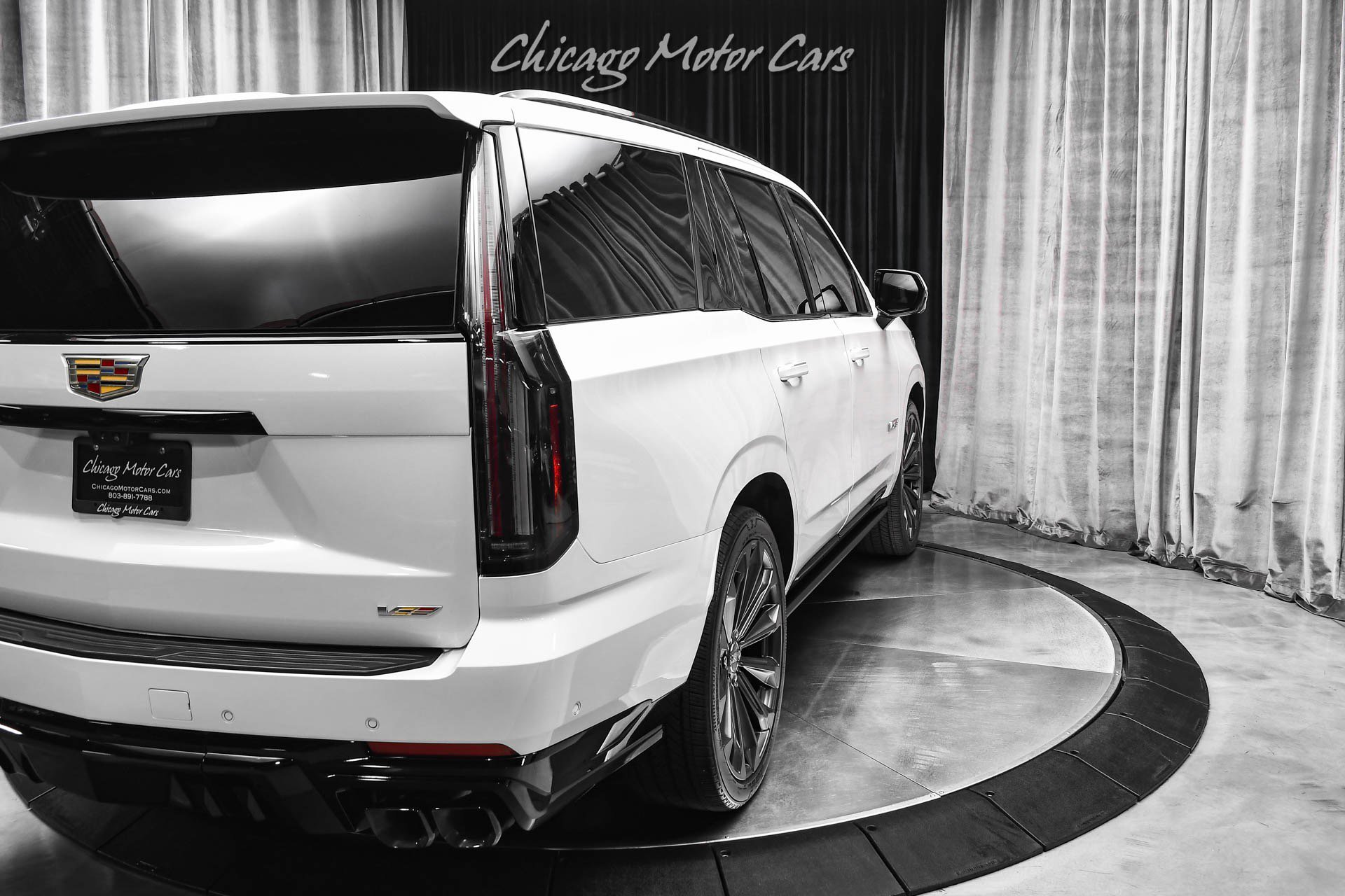 Used 2025 Cadillac Escalade V image 48