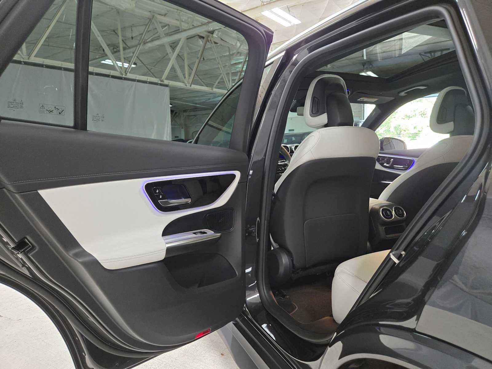 Certified 2026 Mercedes-Benz GLC 300 4MATIC image 15