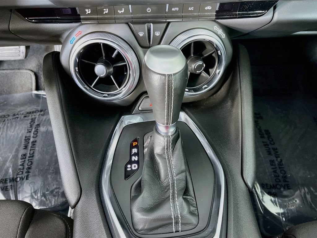 Used 2022 Chevrolet Camaro LT RWD image 22