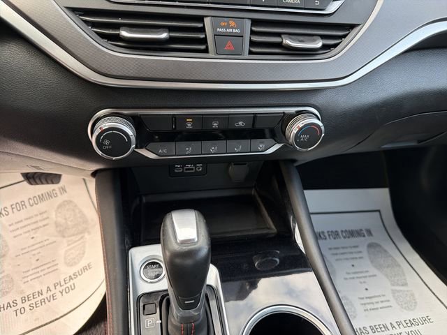 Used 2025 Nissan Altima 2.5 SR image 22
