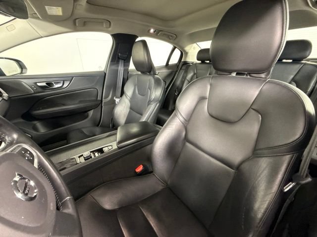 Used 2019 Volvo S60 T6 Momentum w/ Multimedia Package AWD/4WD image 15