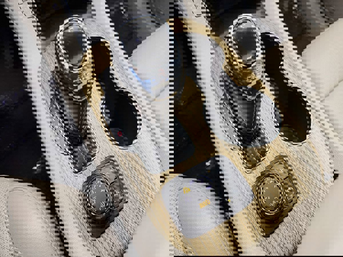 Used 2018 GMC Acadia Denali w/ Technology Package image 23