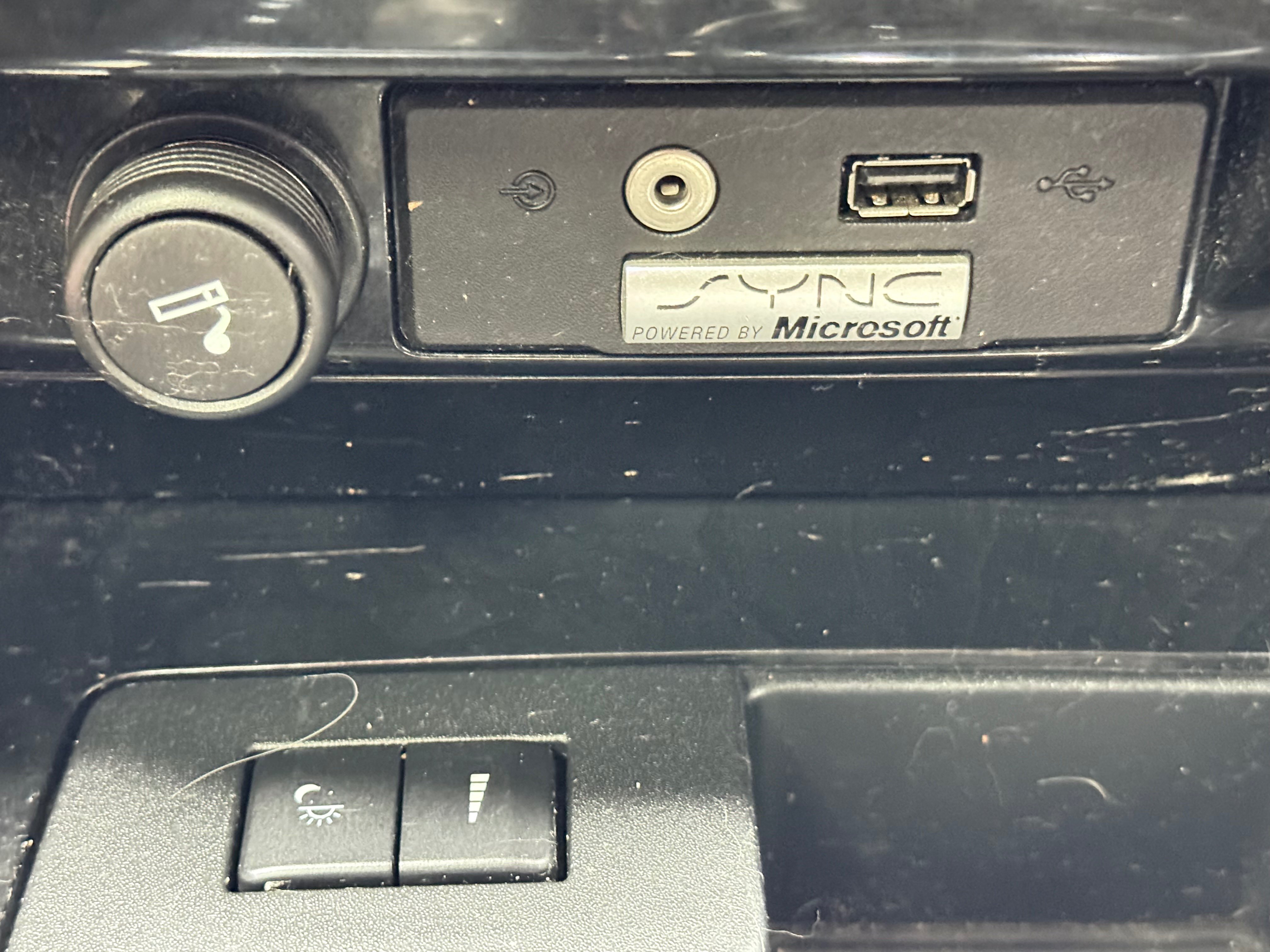 Used 2012 Ford F150 Platinum AWD/4WD image 28