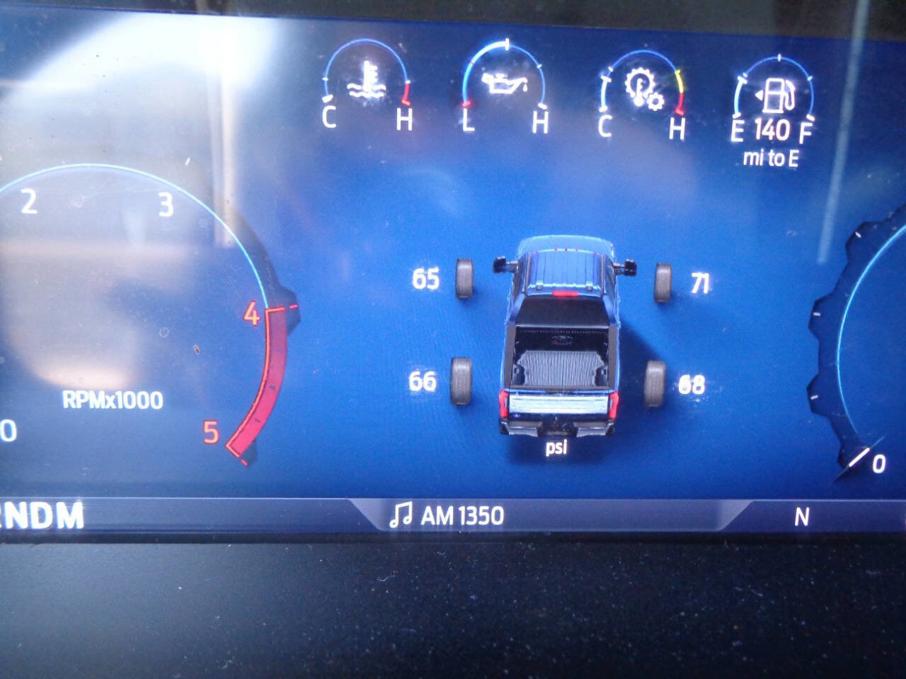 Used 2024 Ford F250 Lariat w/ Chrome Package image 28