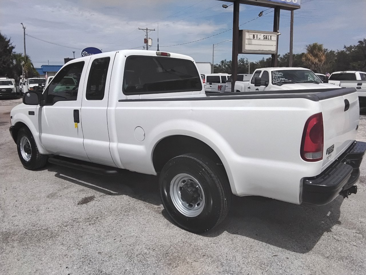 Used 2001 Ford F250 XL image 2