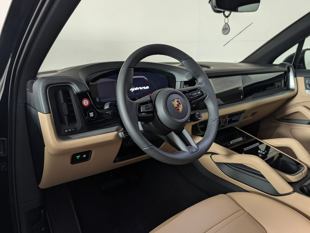 New 2026 Porsche Cayenne AWD/4WD image 4
