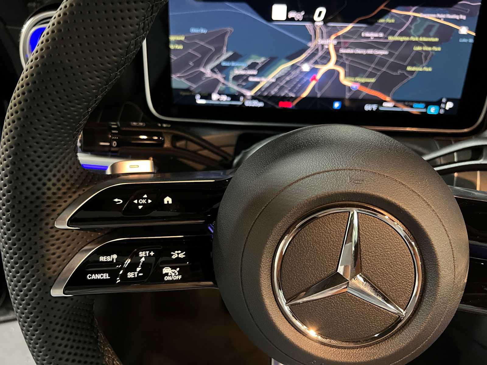 New 2026 Mercedes-Benz CLE 300 4MATIC Coupe image 25