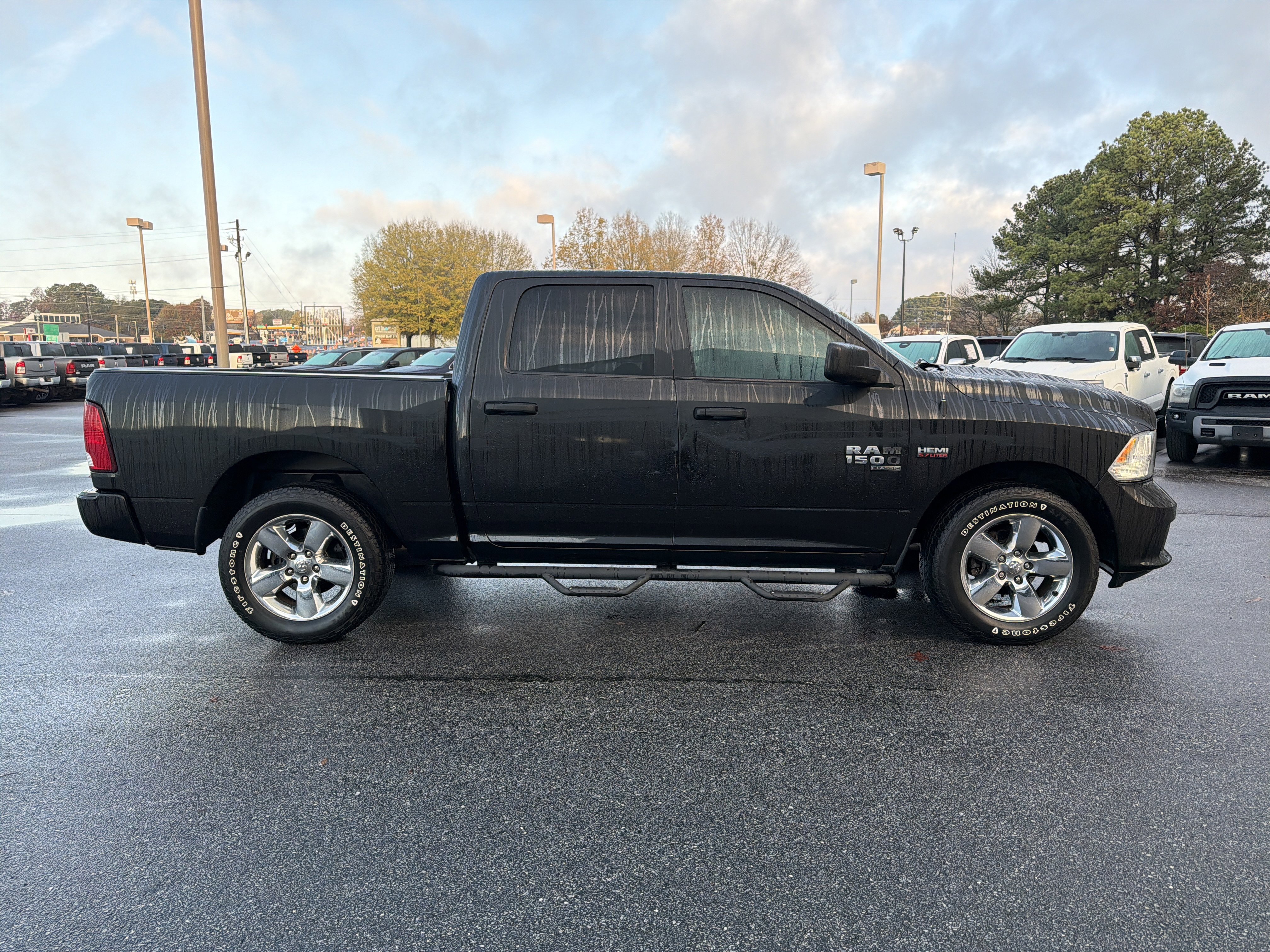 Used 2019 RAM 1500 Express w/ Express Value Package image 5