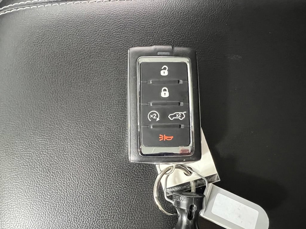Used 2024 Jeep Grand Cherokee Limited 4xe w/ MOPAR Finishing Package AWD/4WD image 38