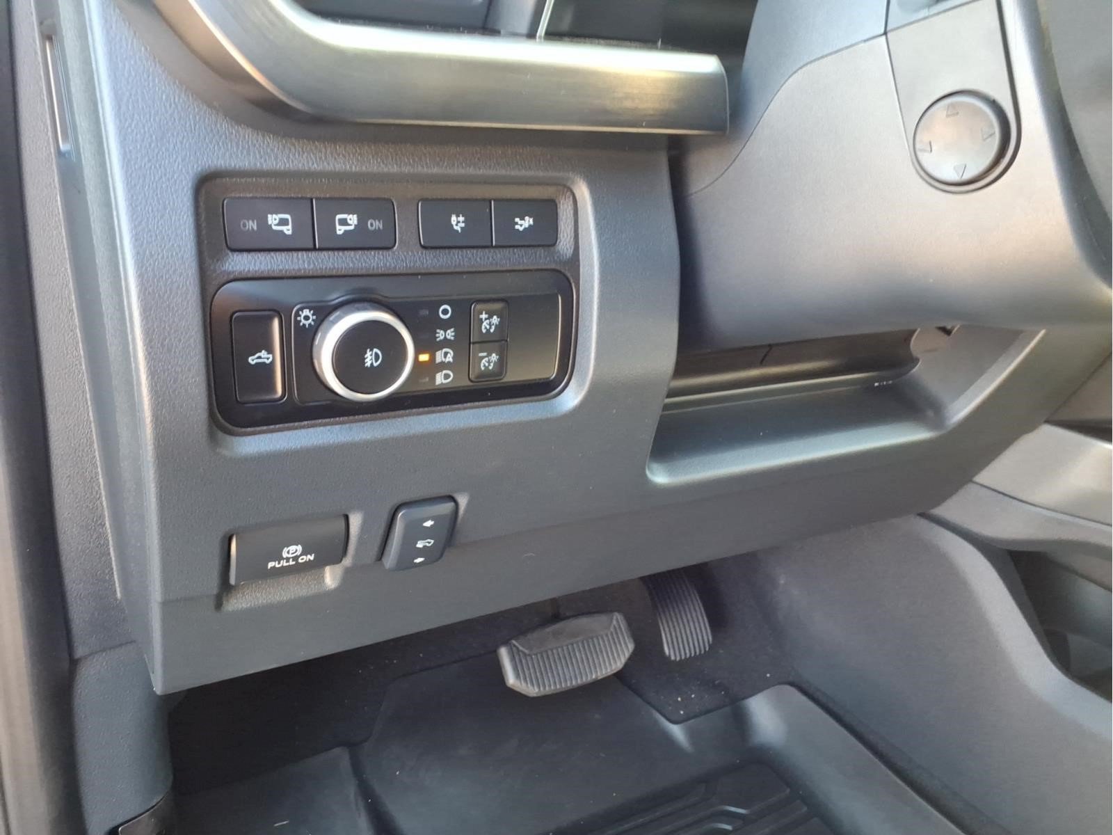Certified 2024 Ford F250 Lariat w/ Chrome Package AWD/4WD image 29