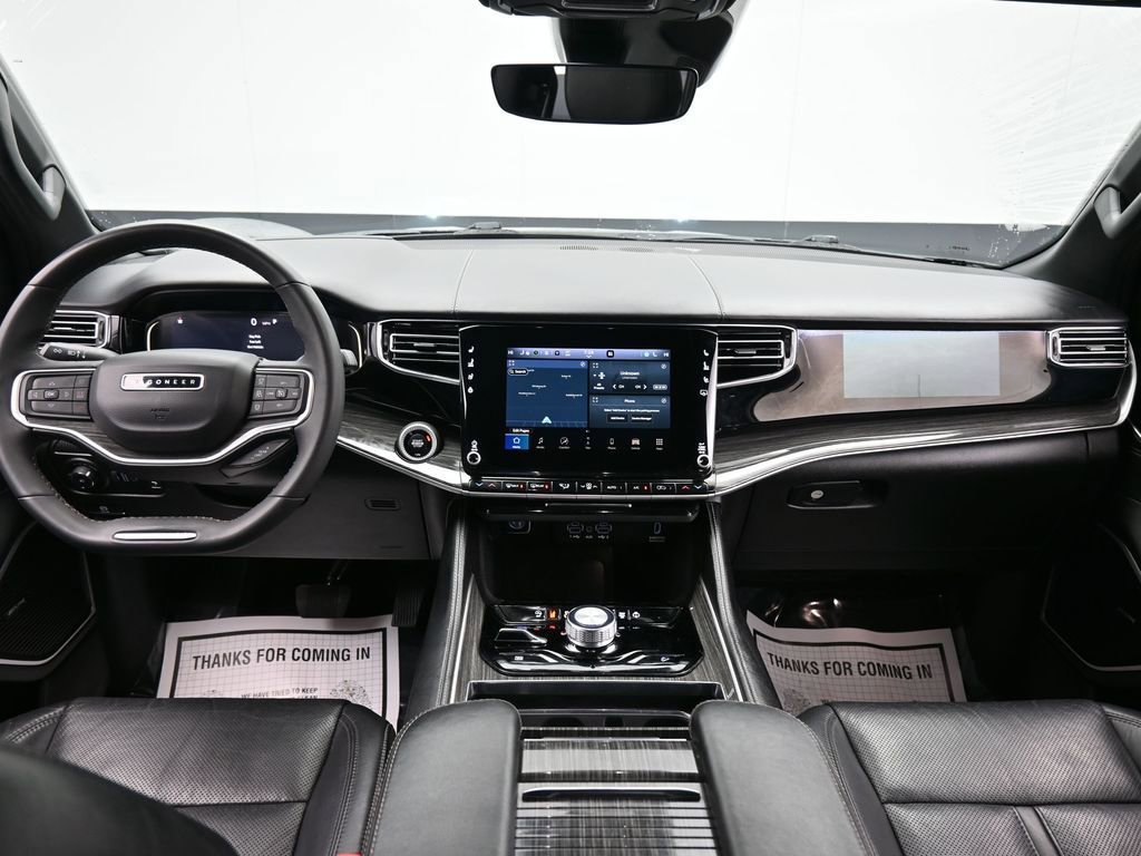 Used 2022 Jeep Wagoneer Series III w/ Flexible Seating Group image 16