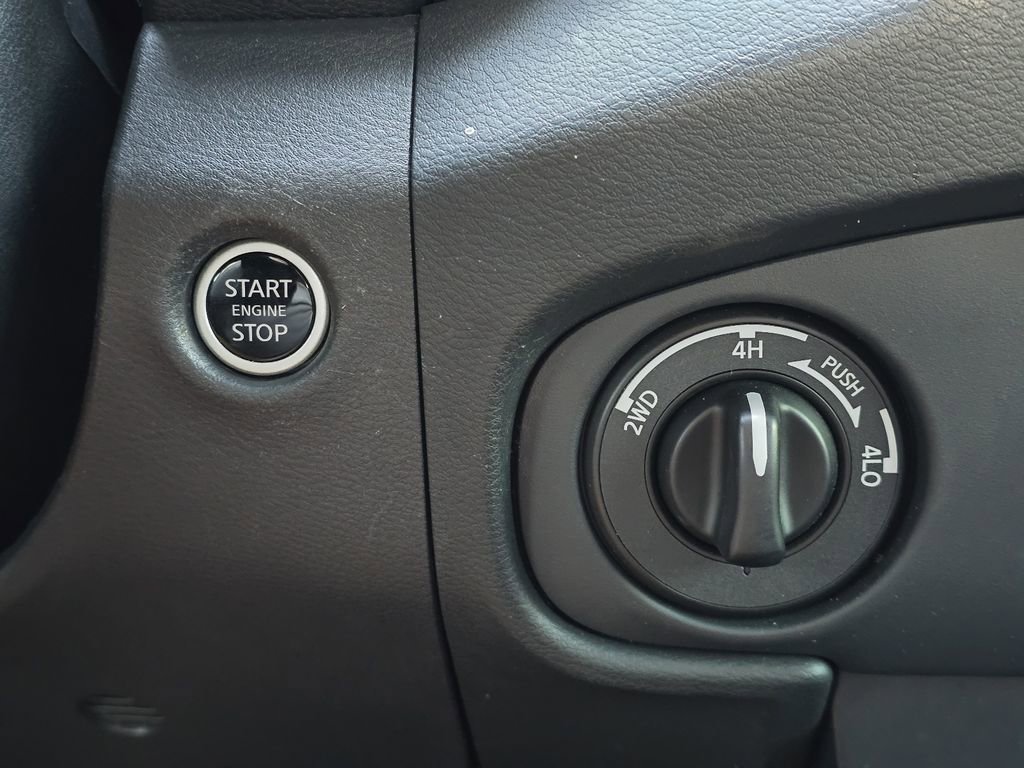 Used 2024 Nissan Frontier PRO-4X w/ Technology Package AWD/4WD image 23
