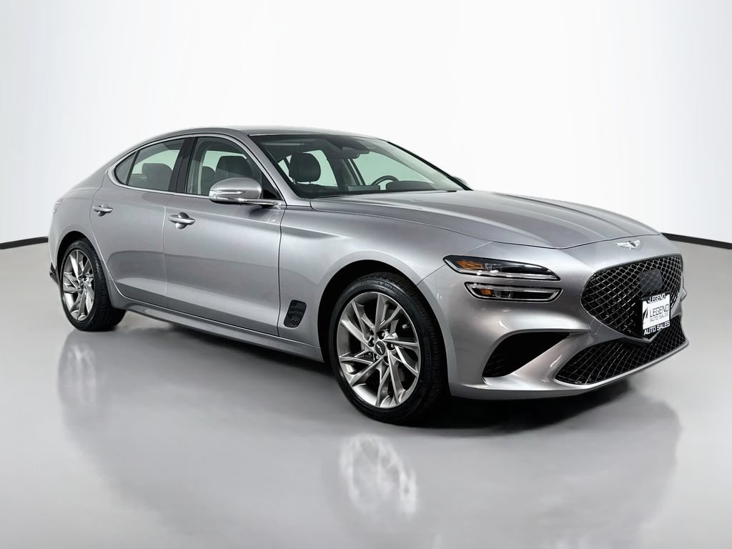 Used 2022 Genesis G70 2.0T AWD/4WD image 4