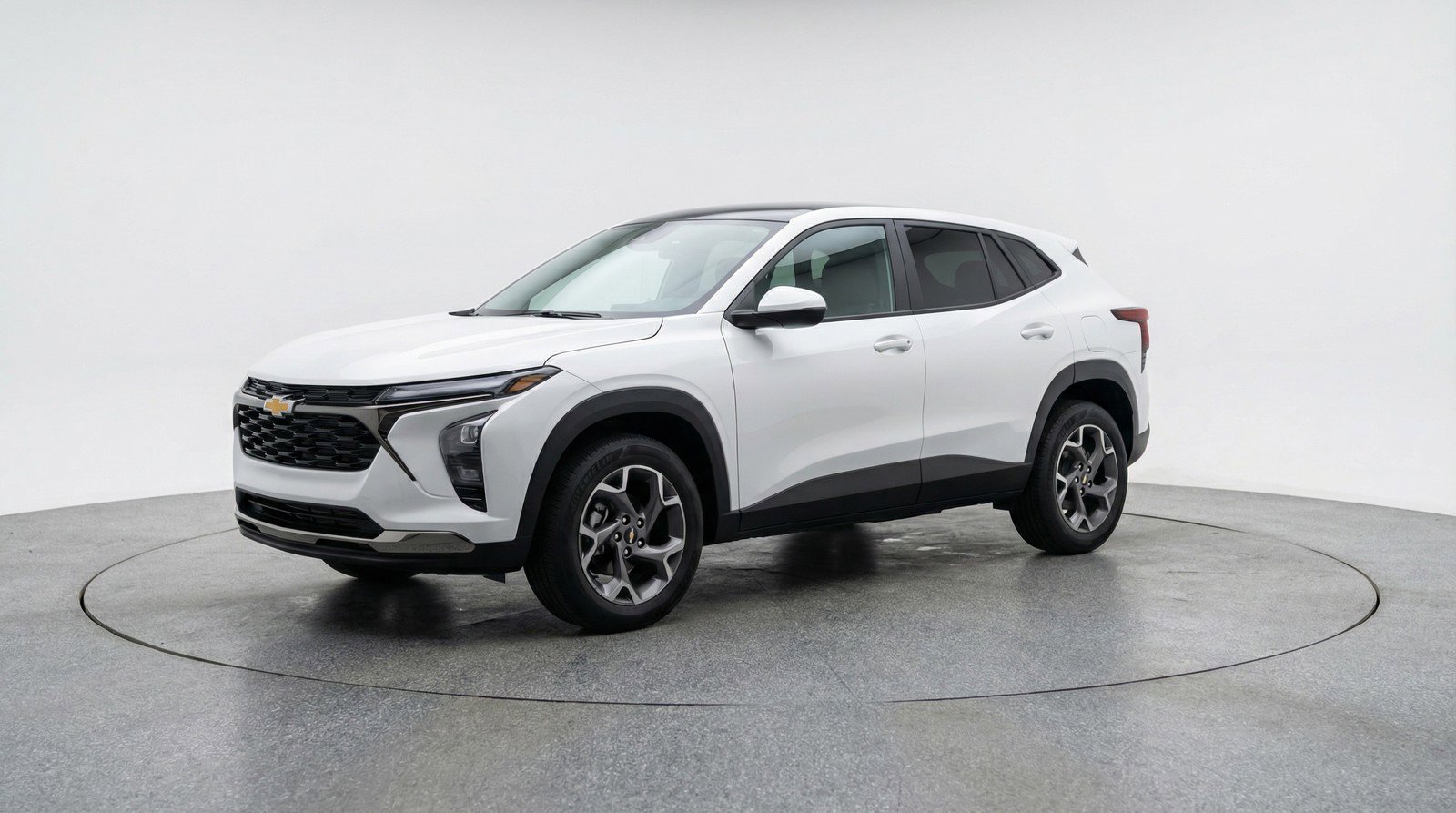 Used 2025 Chevrolet Trax LT image 3