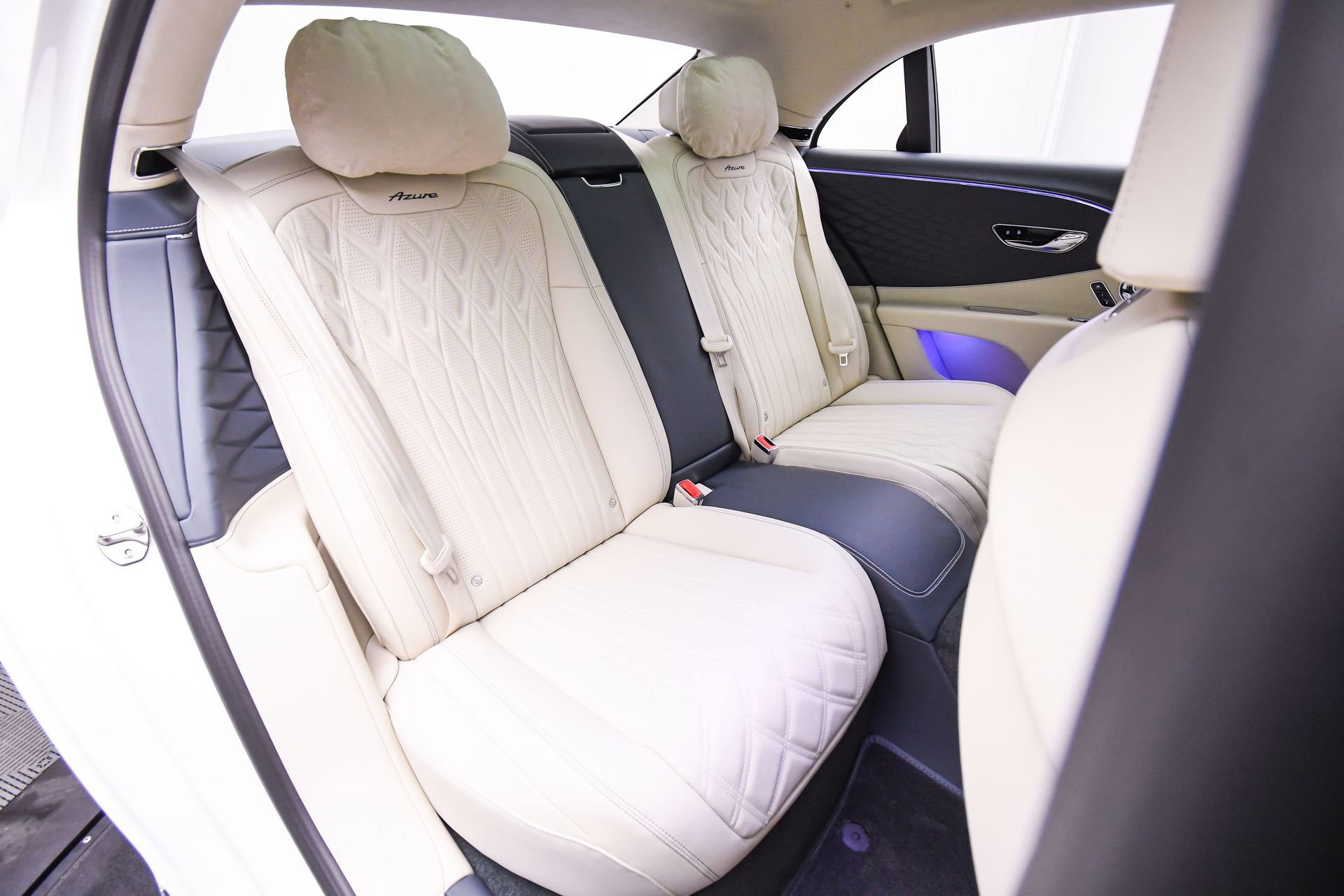 New 2026 Bentley Flying Spur Plug-In Hybrid AWD/4WD image 46