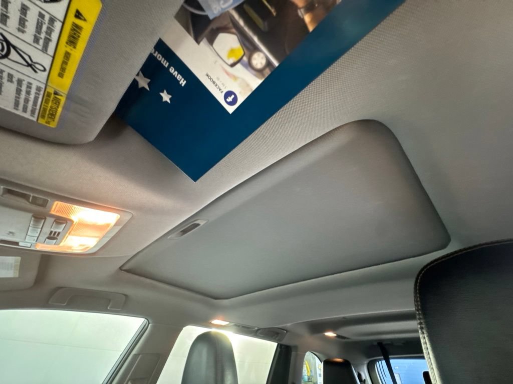 Used 2019 Toyota Highlander XLE AWD/4WD image 29