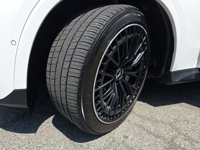 Used 2024 Mercedes-Benz GLC 43 AMG 4MATIC image 34