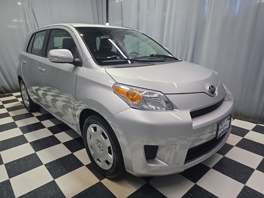 Used 2009 Scion xD image 3