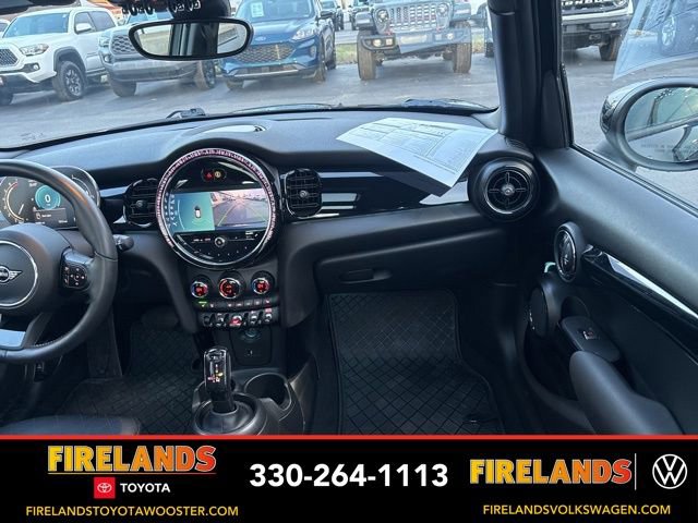 Used 2023 MINI Cooper S w/ Signature Upholstery Package image 41