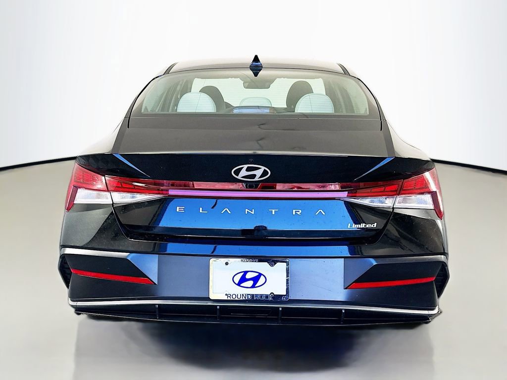 New 2026 Hyundai Elantra Limited image 6