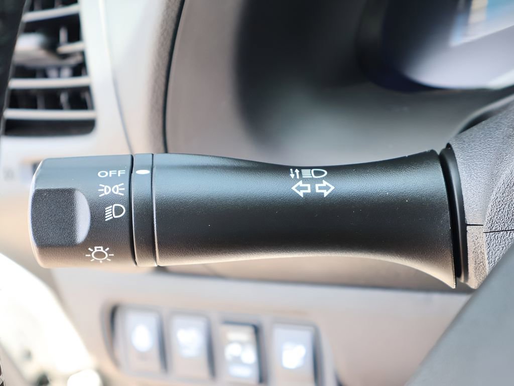 Used 2015 Nissan Leaf S FWD image 34