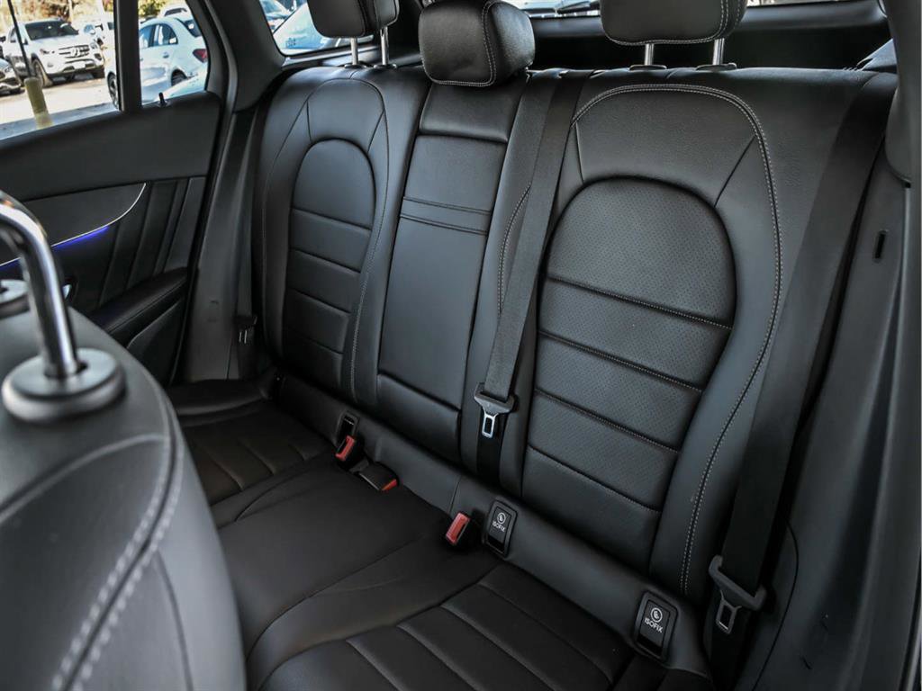 Used 2022 Mercedes-Benz GLC 300 4MATIC image 12