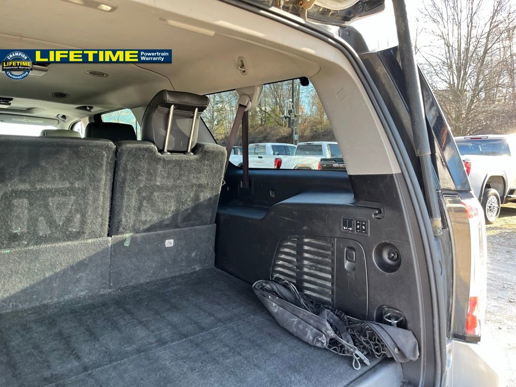 Used 2016 GMC Yukon XL SLT w/ Open Road Package image 14