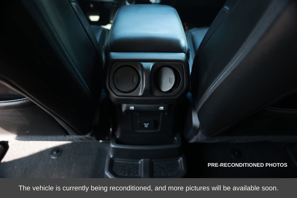 Used 2023 Jeep Wrangler Unlimited Sahara image 35