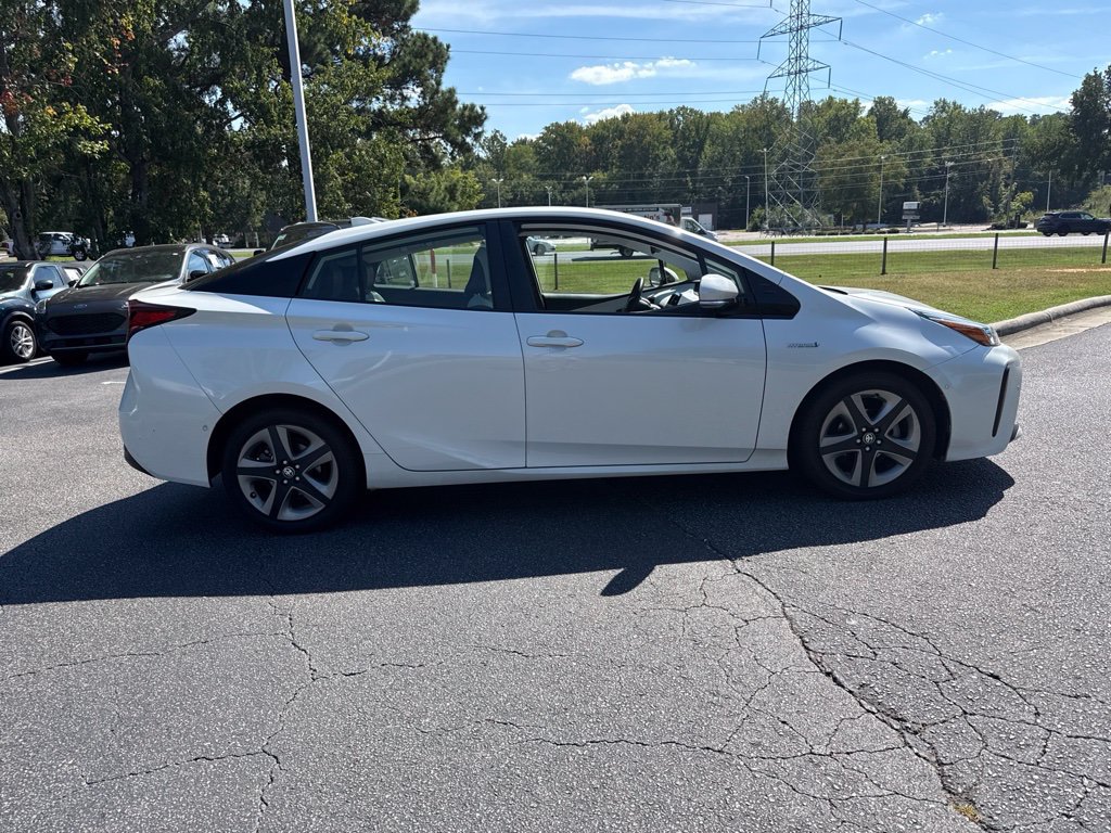 Used 2019 Toyota Prius XLE FWD image 6