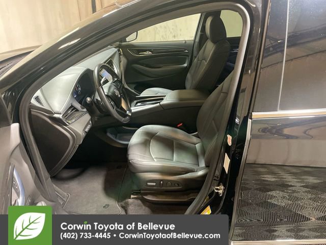 Used 2024 Buick Enclave Premium image 15