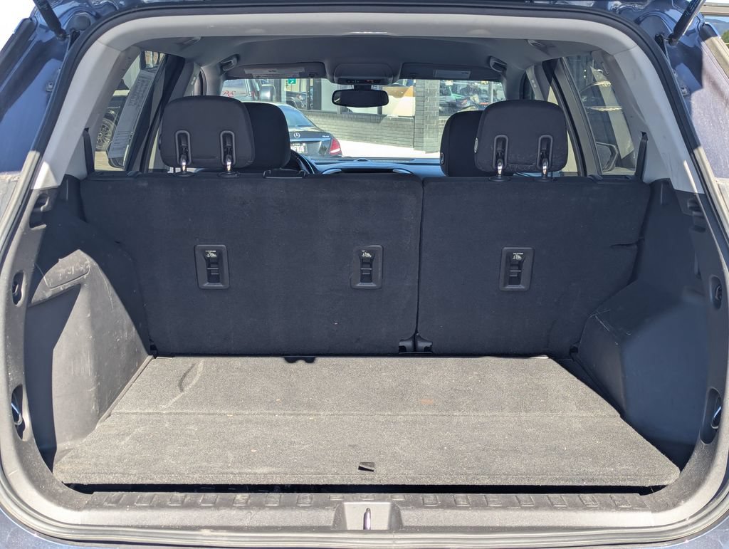 Used 2019 GMC Terrain SLE FWD image 29