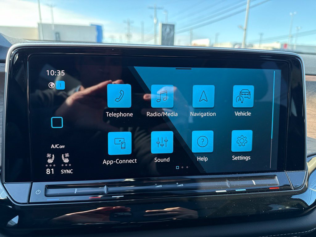 Used 2026 Volkswagen Atlas SE FWD image 11