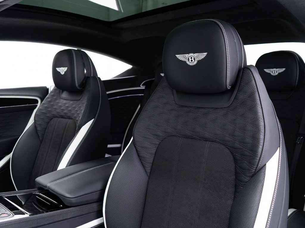 Used 2025 Bentley Continental GT Speed image 16