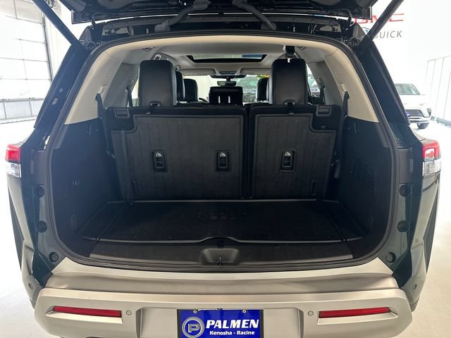Used 2024 Nissan Pathfinder Platinum w/ Cargo Package AWD/4WD image 35