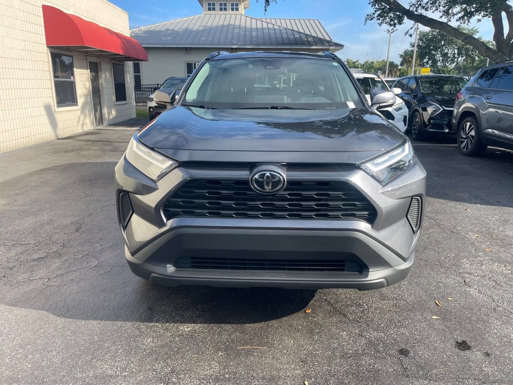 Used 2025 Toyota RAV4 XLE AWD/4WD image 8