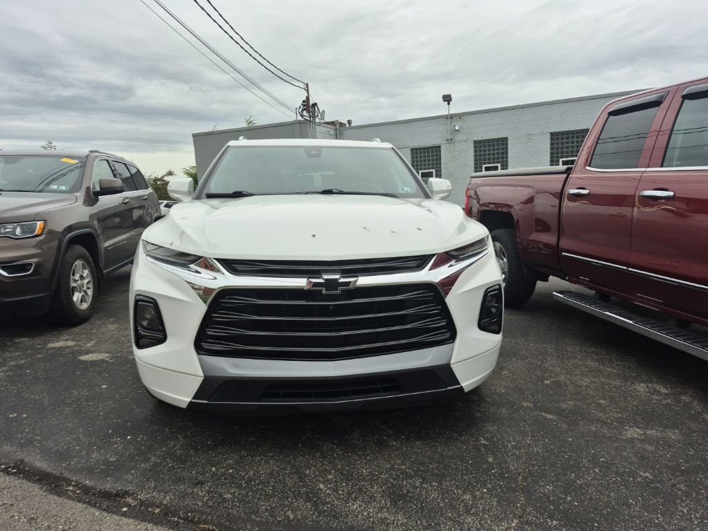 Used 2019 Chevrolet Blazer Premier w/ Sun and Wheels Package AWD/4WD video 2