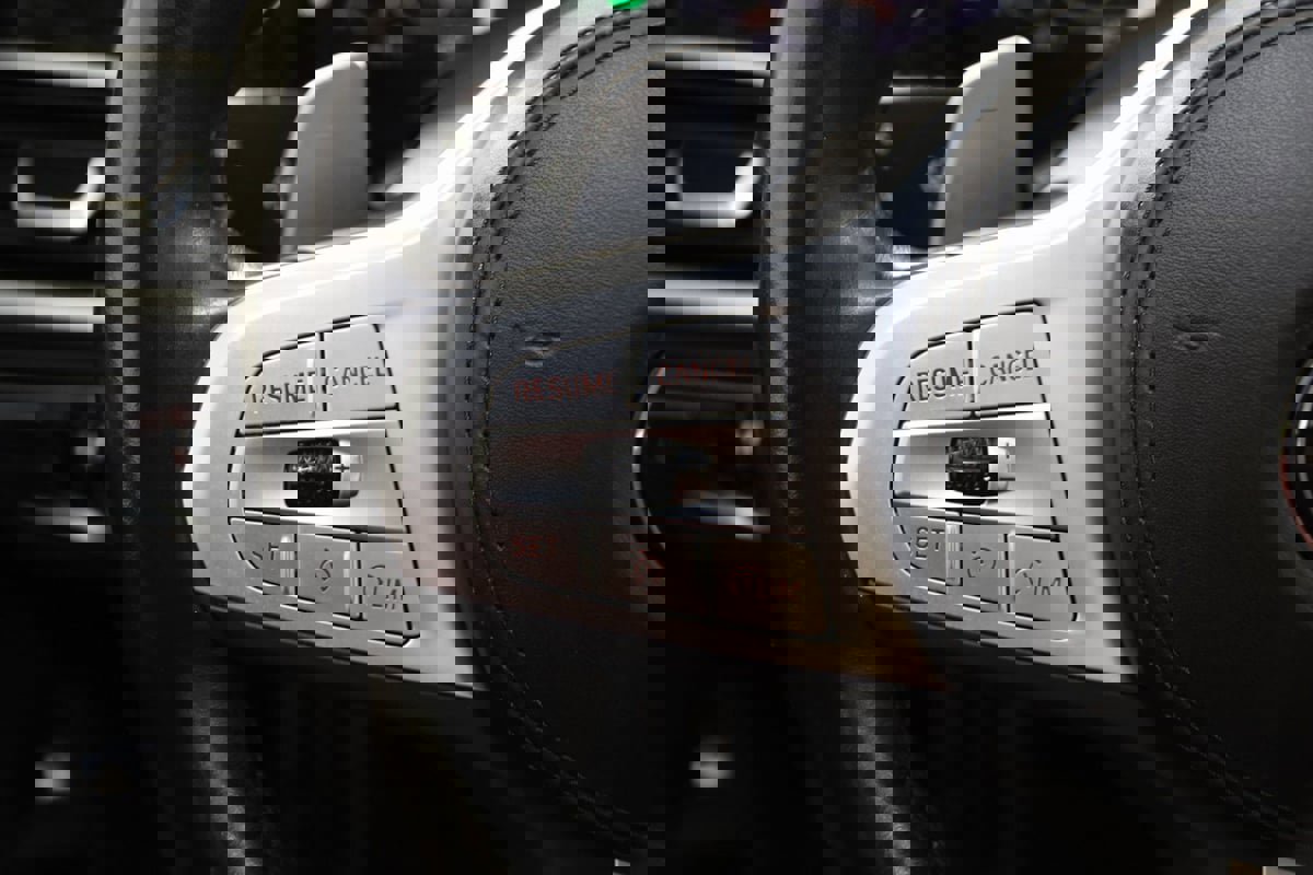 Used 2022 BMW 750i xDrive w/ M Sport Package image 47