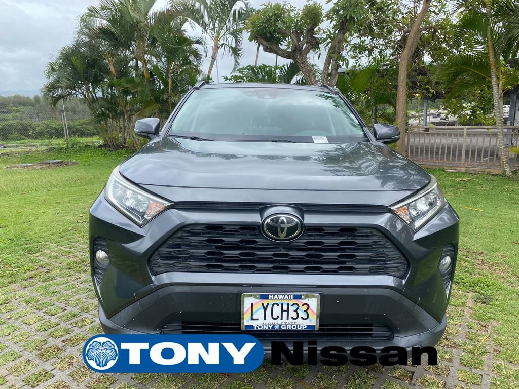 Used 2019 Toyota RAV4 XLE FWD image 2